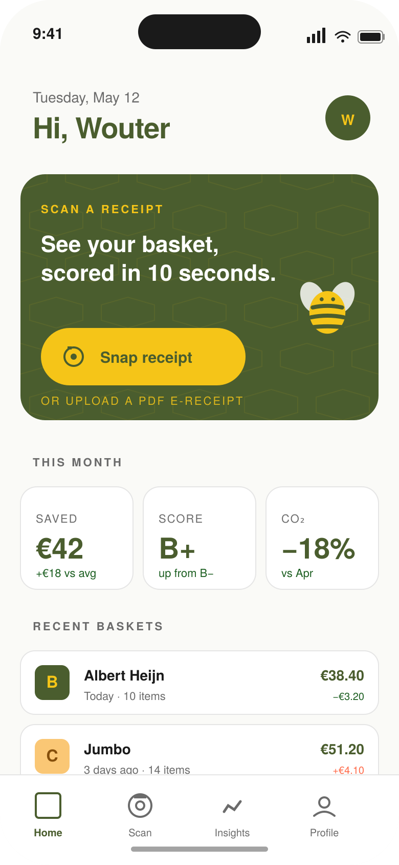 GreenBee home screen with monthly stats